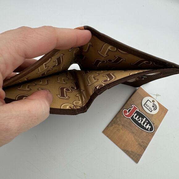 Justin RFID Western Bi-Fold Wallet Brown Studded Leather NWT - Picture 7 of 9